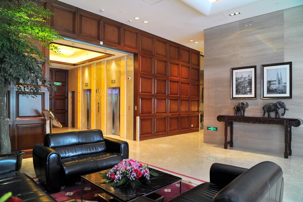 Ramada Plaza Shanghai Gateway Экстерьер фото